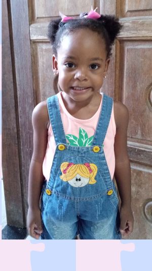 Light Blue and White Puzzle Shape Phone Wallpaper .png